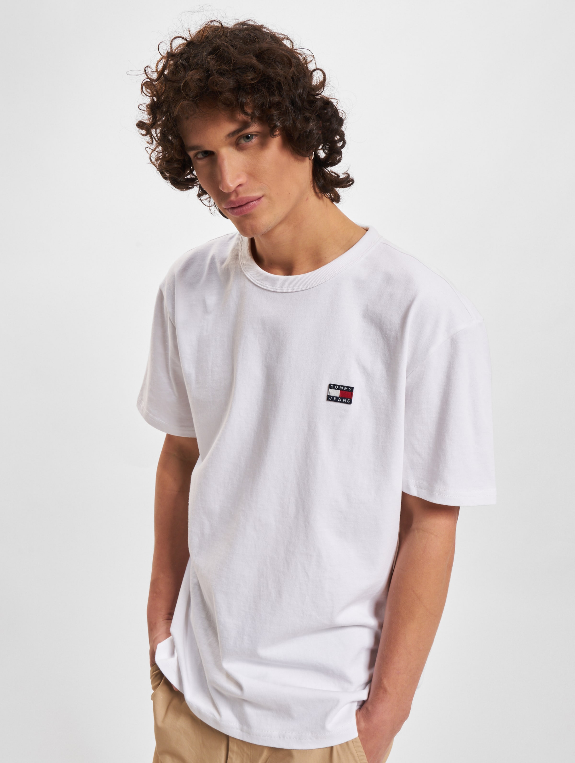 Tommy Jeans Classic Badge T-Shirts Mannen op kleur wit, Maat XL