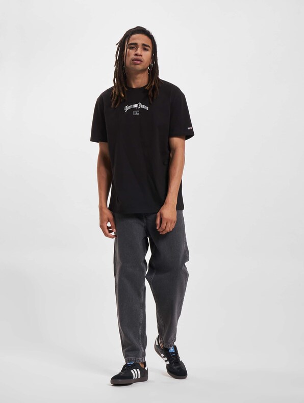  Classic Grunge Arch Center -4