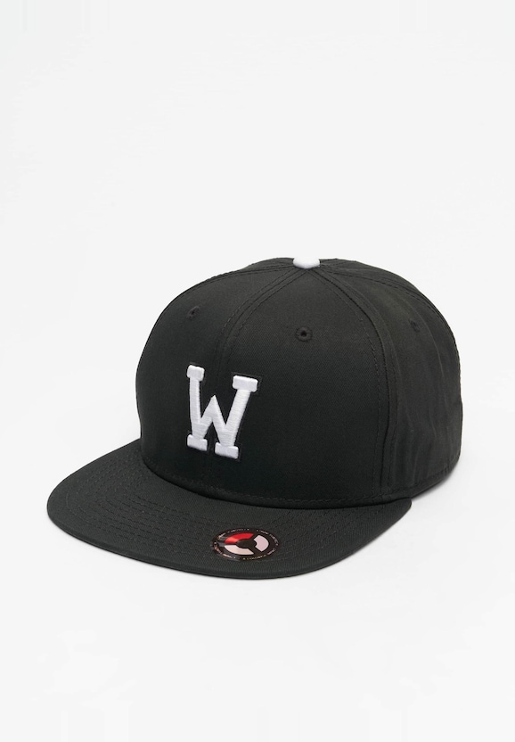Letter Snapback-0