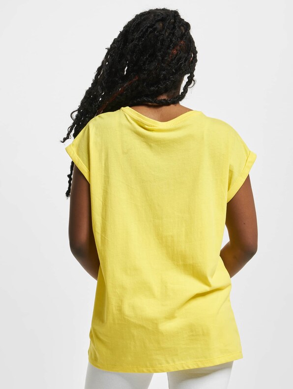 Extended Shoulder-1