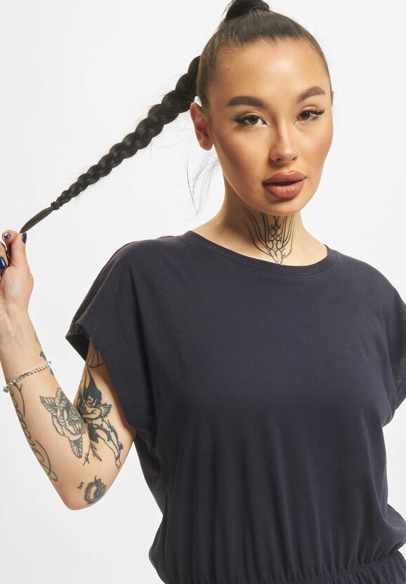 Plain Cropped-1