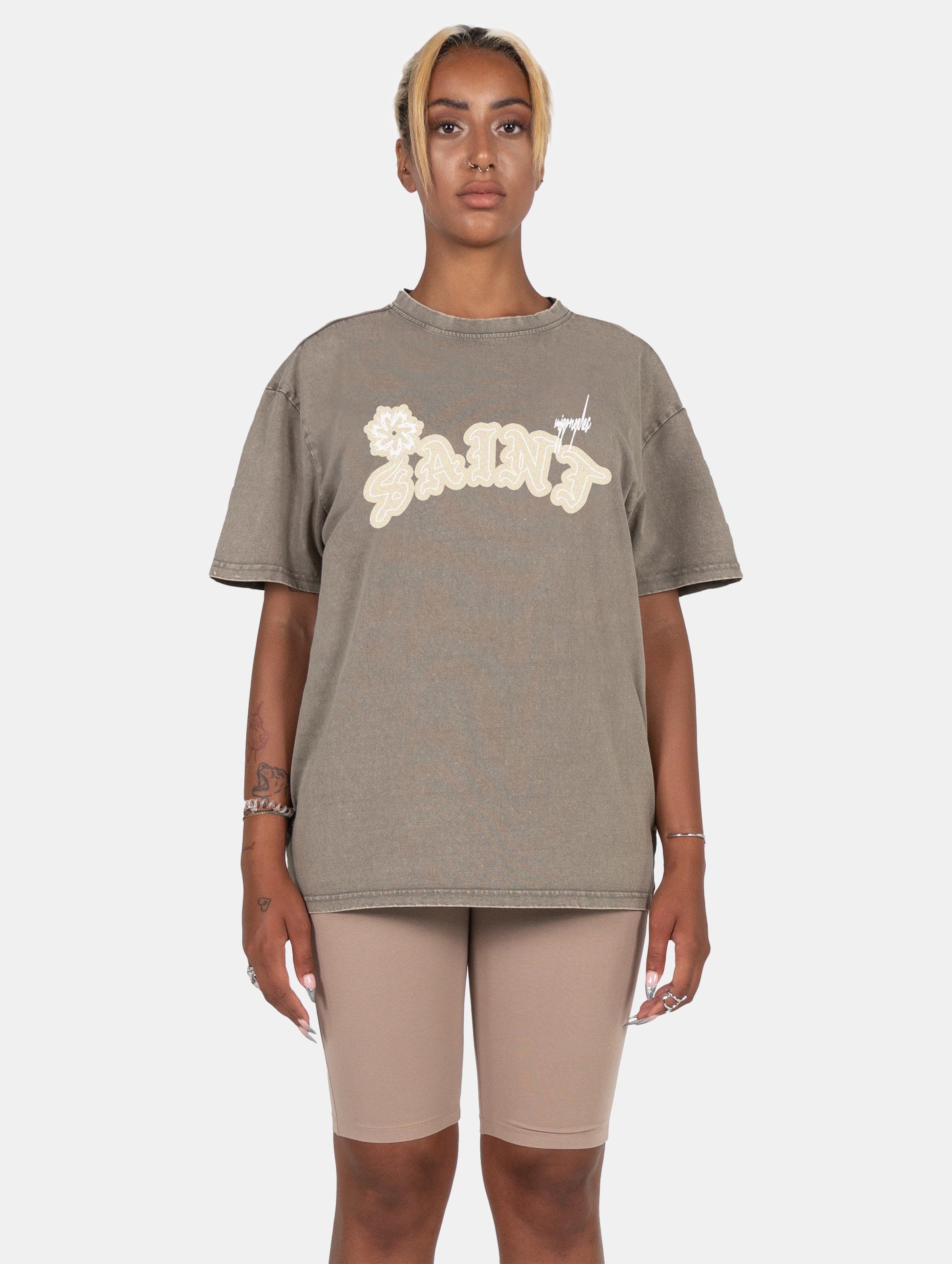 MJ Gonzales Ladies Saint x Acid Washed Heavy Oversized Tee Frauen op kleur bruin, Maat XXL