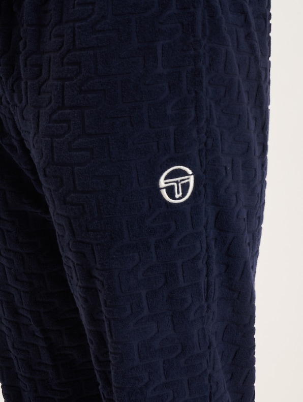 Livata Monogram-4