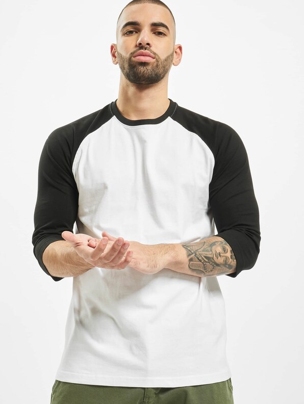 Contrast 3/4 Sleeve Raglan Tee-0
