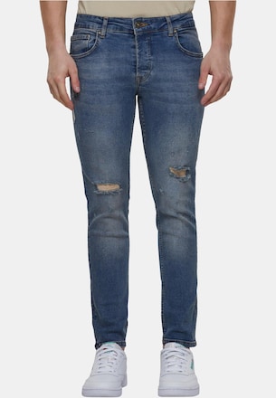 Skinny 