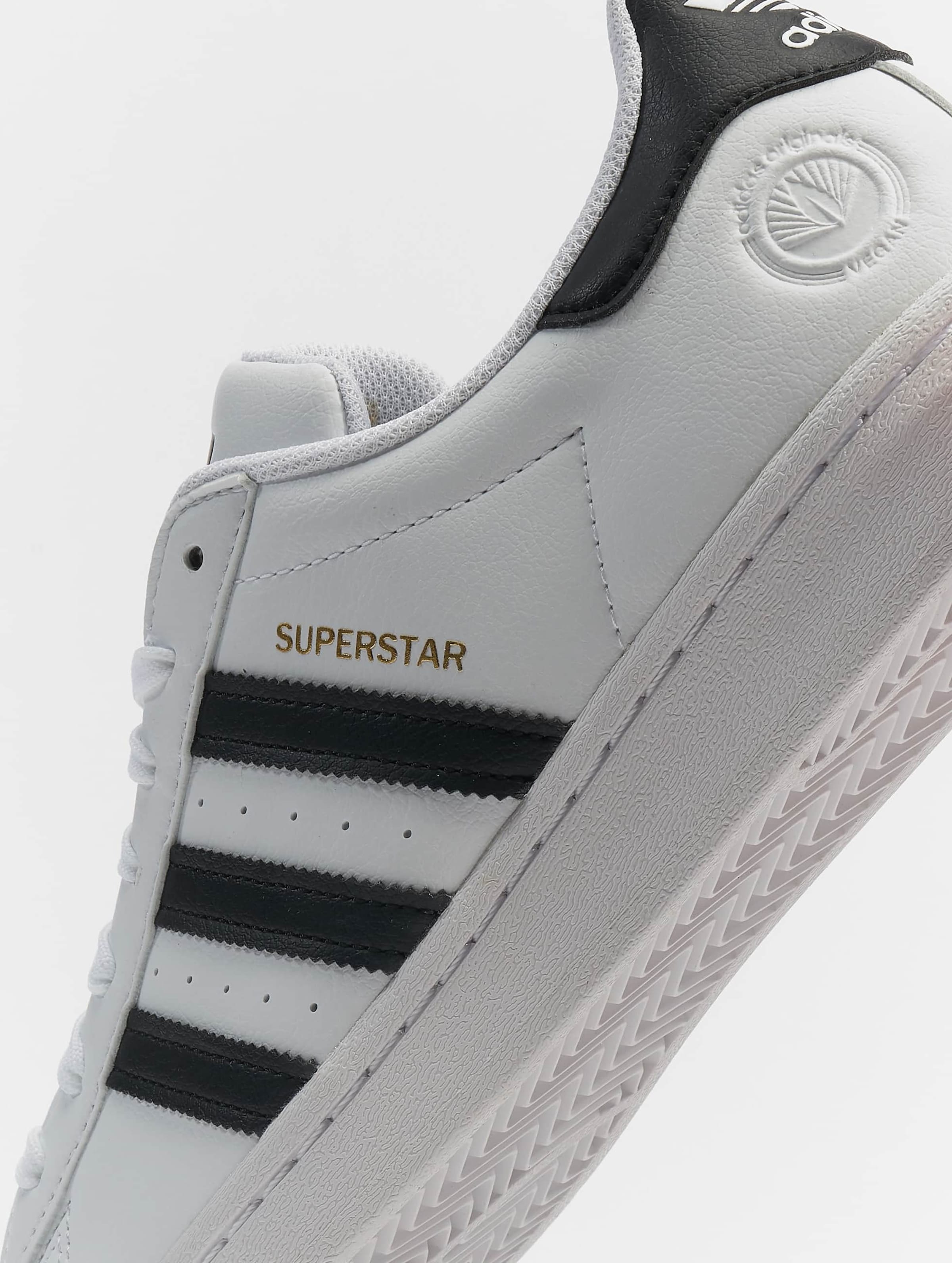 Adidas originals outlet superstar vegan