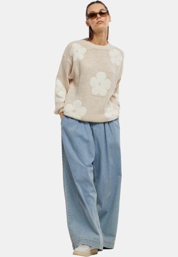 Cloud 5ive Crewneck Knit Sweater with Flowers-3