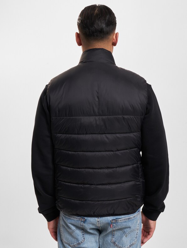 Lyle & Scott Wadded Westen-1