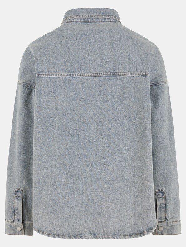 Oversized Jeans Over Shirt-5