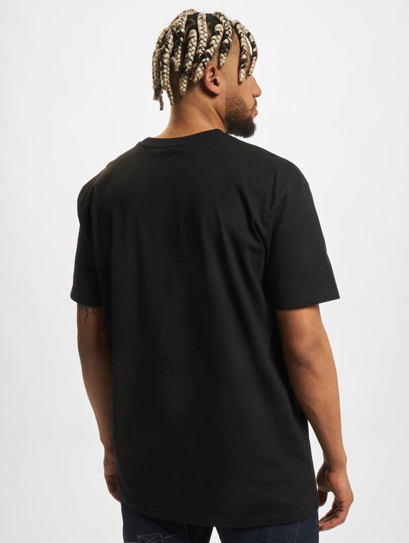 Upscale Brooklyn Oversize-1