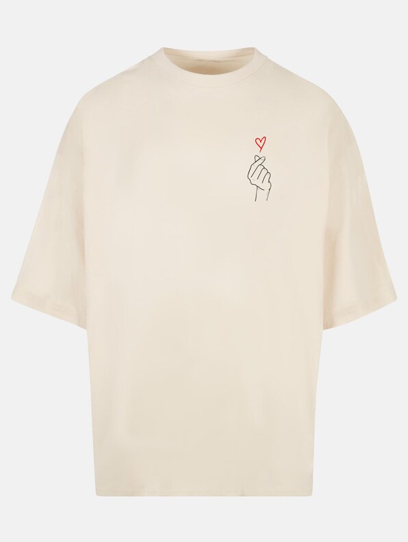 K Heart Huge Tee-0