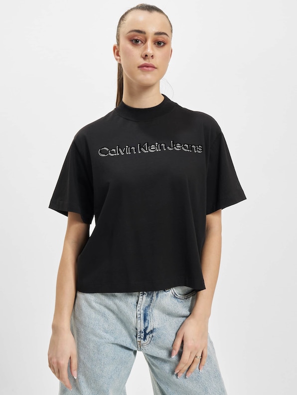 Calvin Klein Monochrome Institutional T-Shirt-2