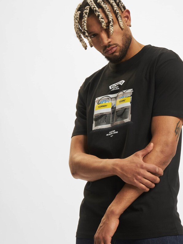 Upscale Bodega Oversize-0