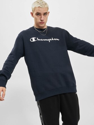 Champion Crewneck Pullover