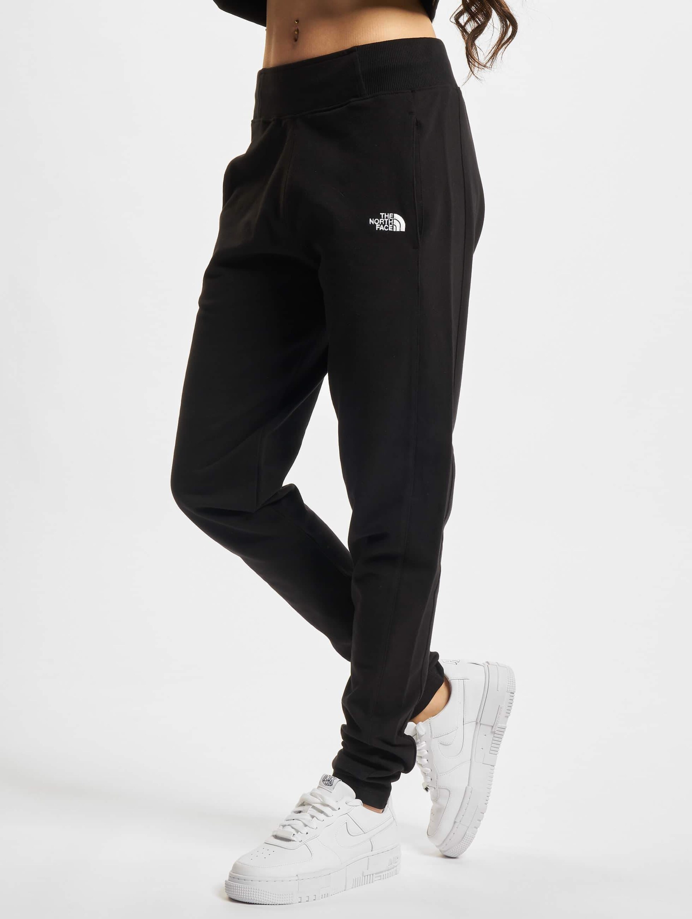 The north face nse light pant in de kleur zwart.