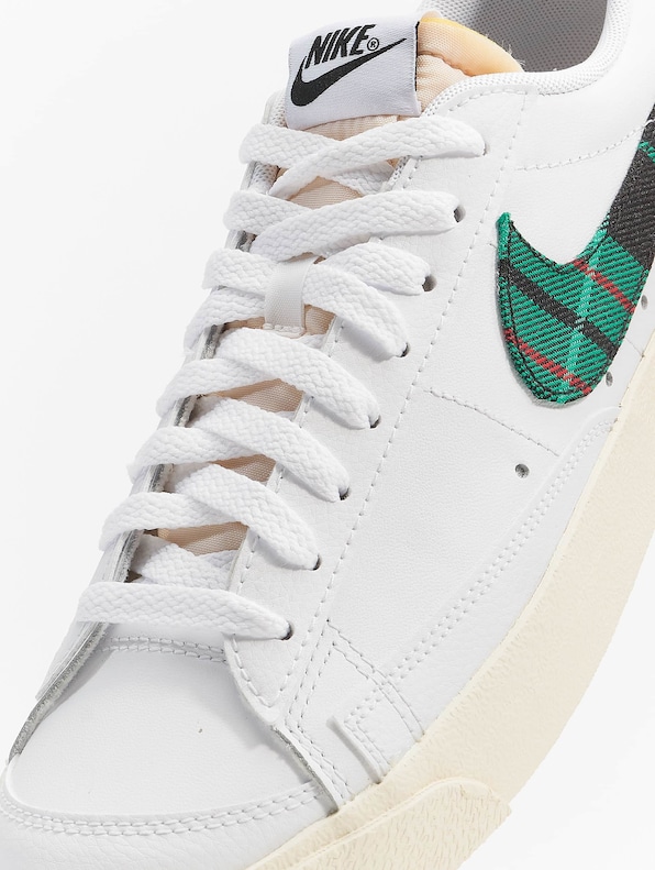 Blazer Low '77 Premium-7
