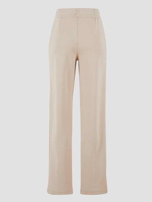 Comfy Modal Wide -4