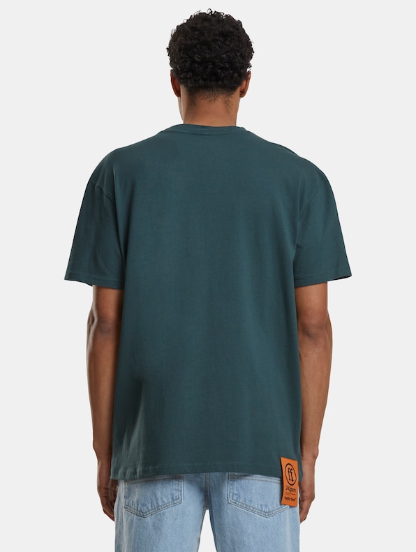 Yasuke Oversized-1