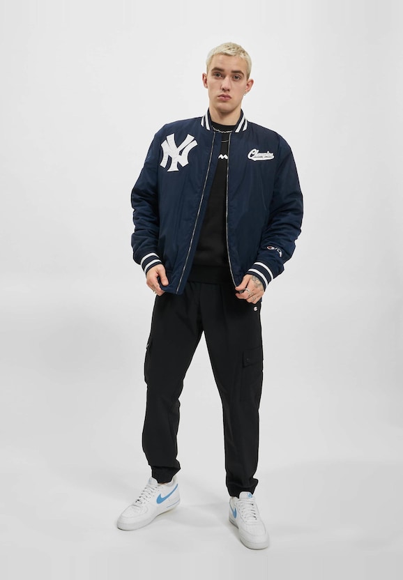 MLB Yankees-7