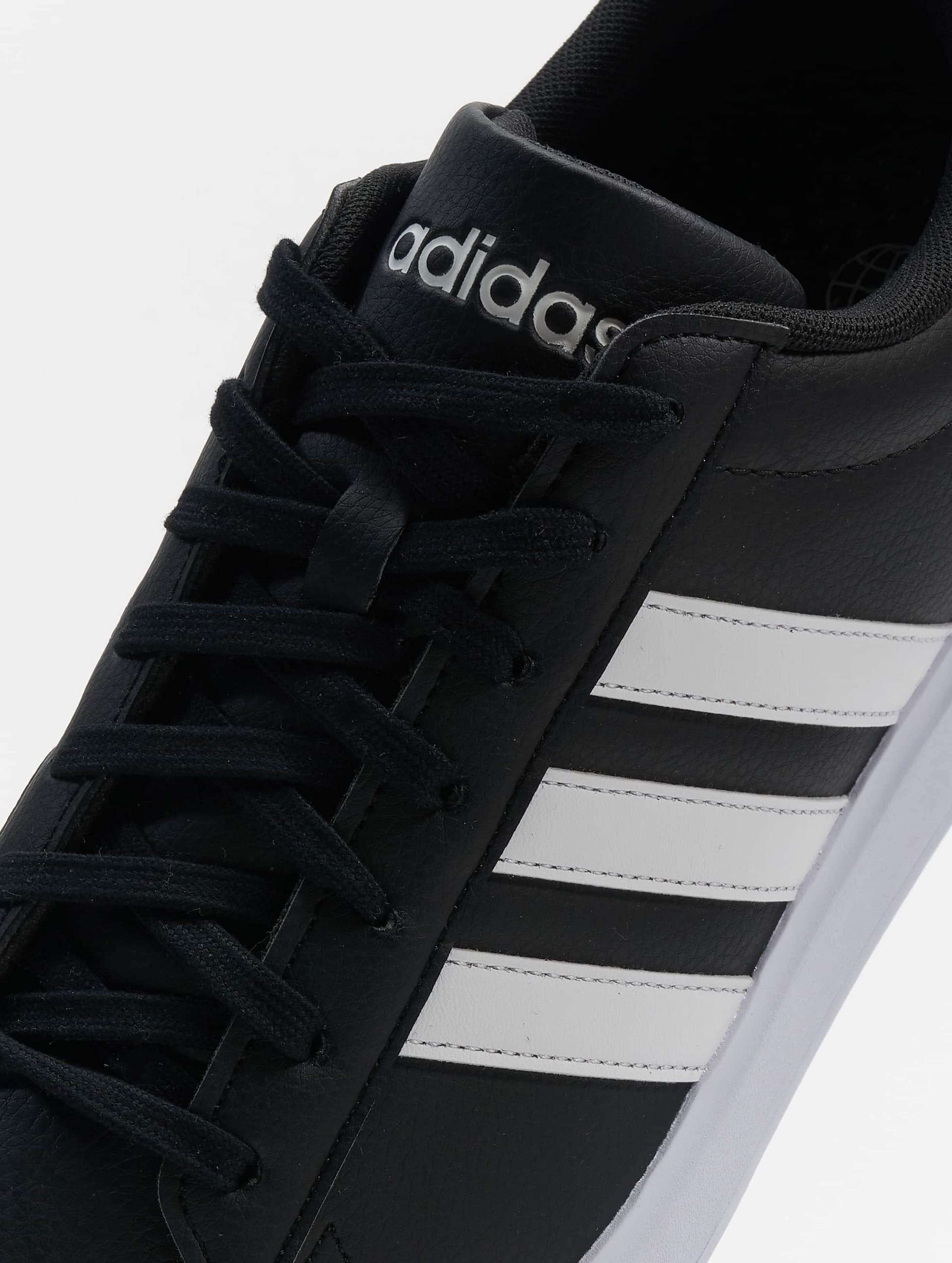 Tenis adidas grand online court base