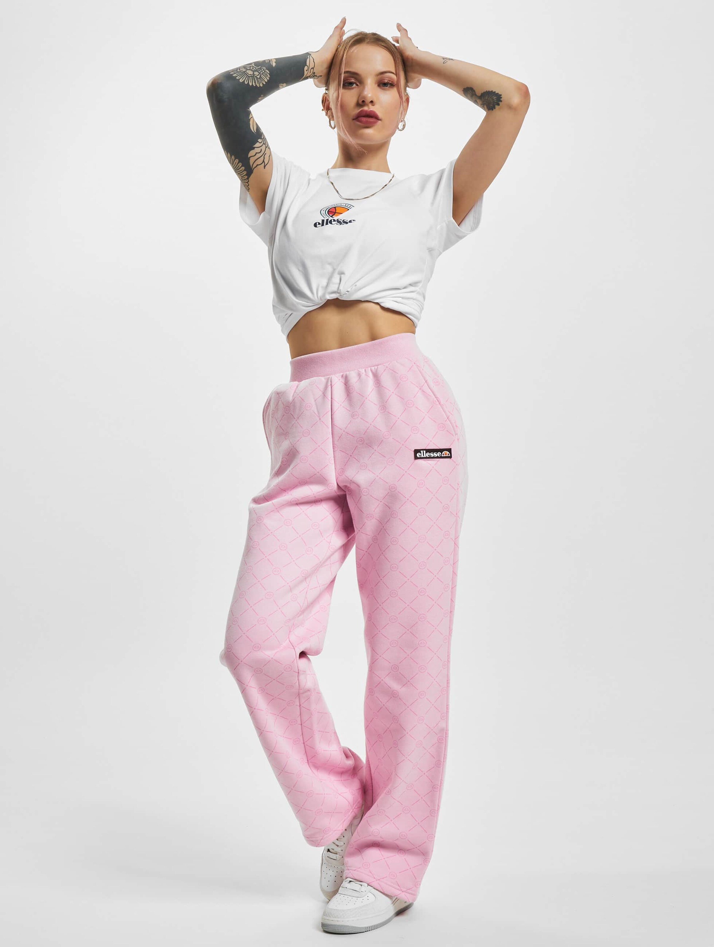 Pink hotsell ellesse tracksuit