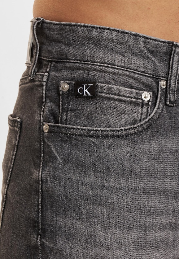 Slim Tapered Fit-3