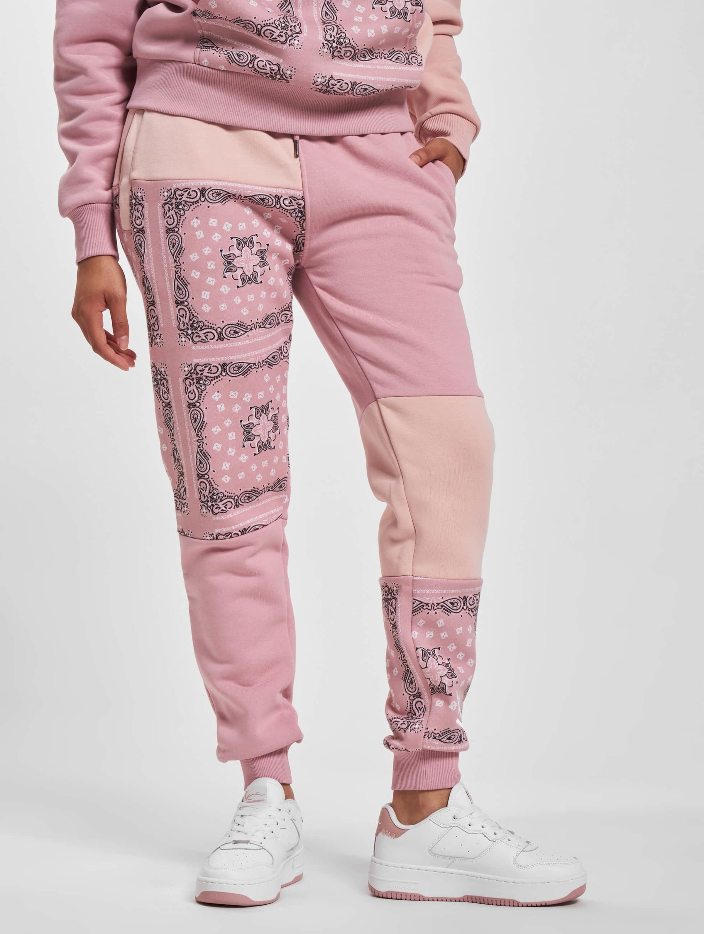 Karl Kani KW223-029-1 KK Signature Paisley Block Sweatpants Vrouwen op kleur roze, Maat XXS