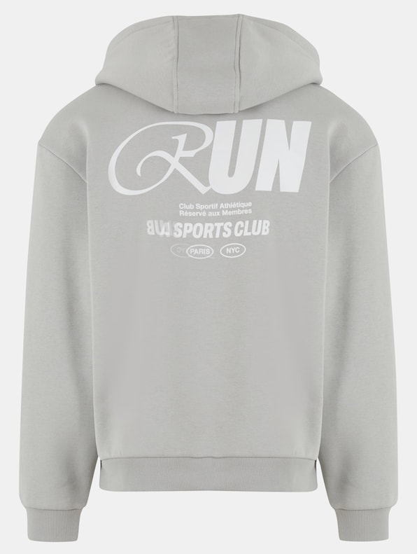 RUN Sports Club Fluffy-3