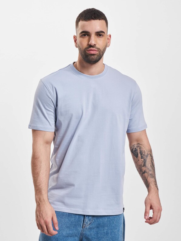 Max Life Stitch-0