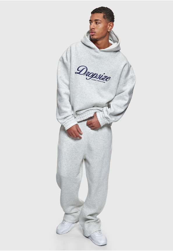 EXCLUSIVE EMBROIDERY BOMBER HOODIE-3