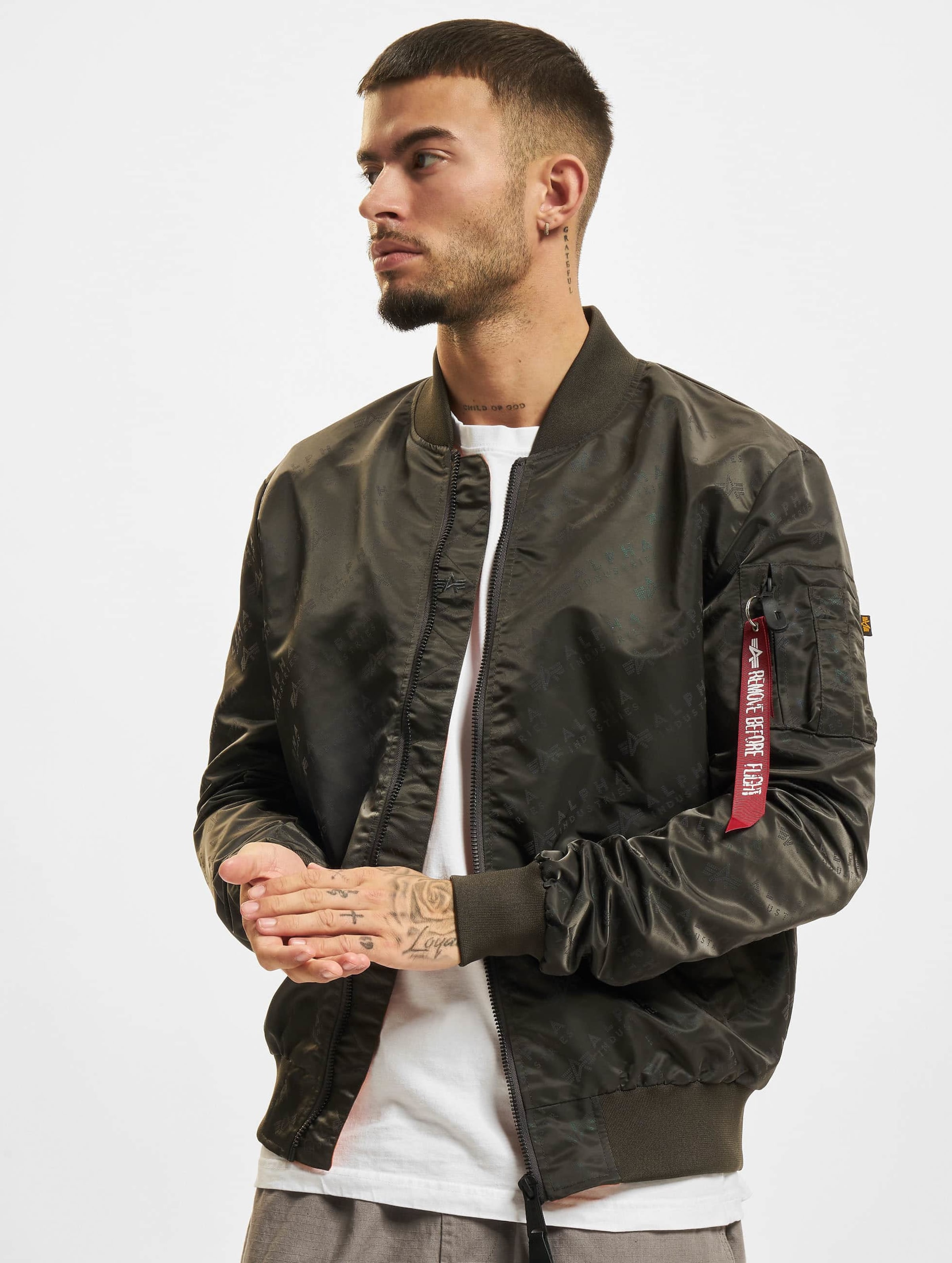 Alpha industries 2024 corduroy bomber