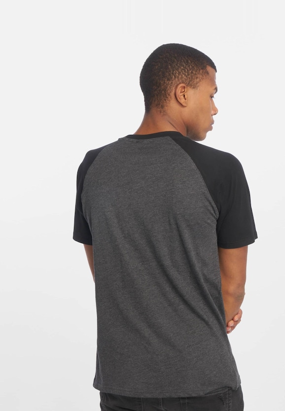 Raglan Contrast-1