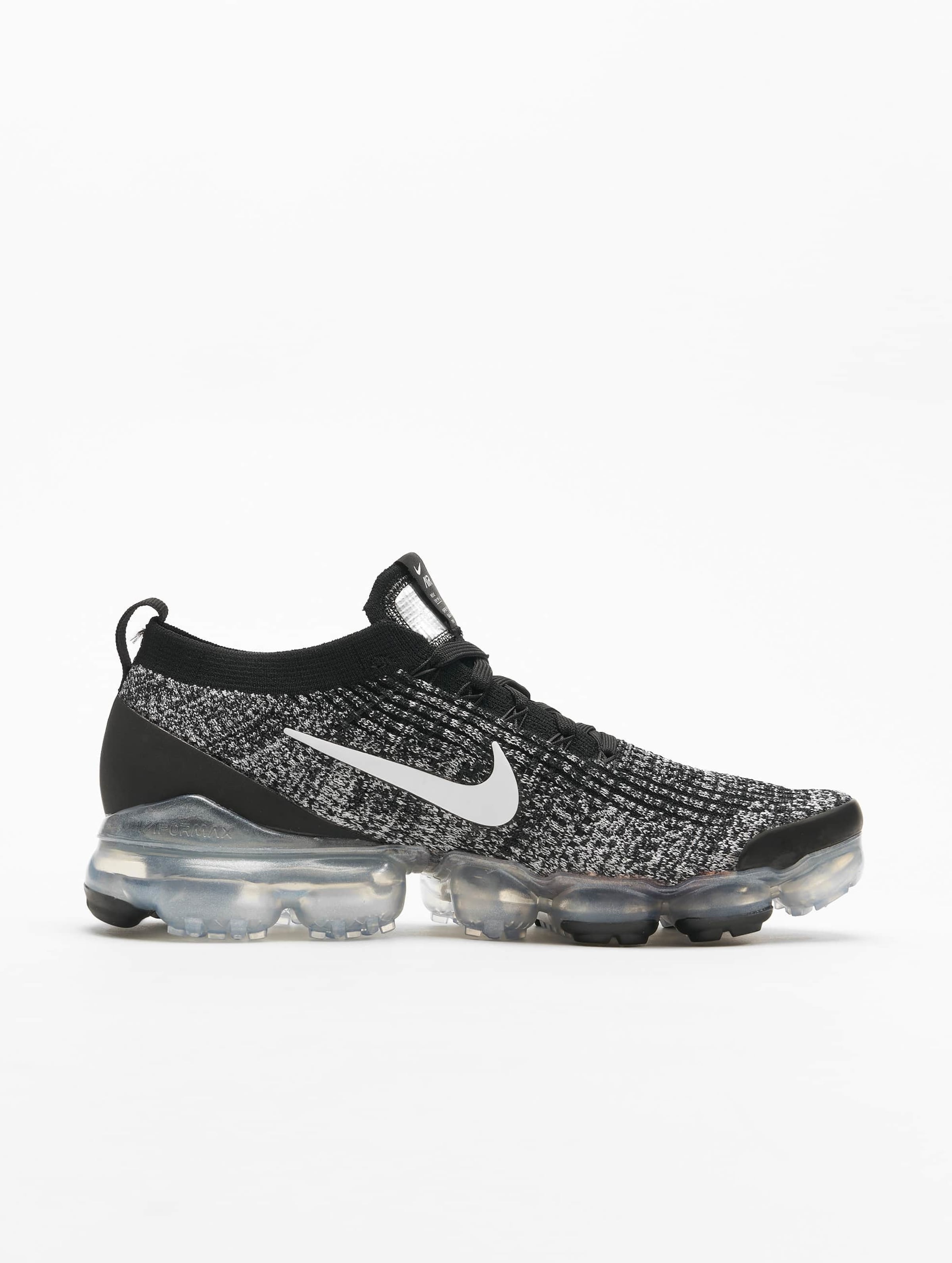 Vapormax all black outlet flyknit