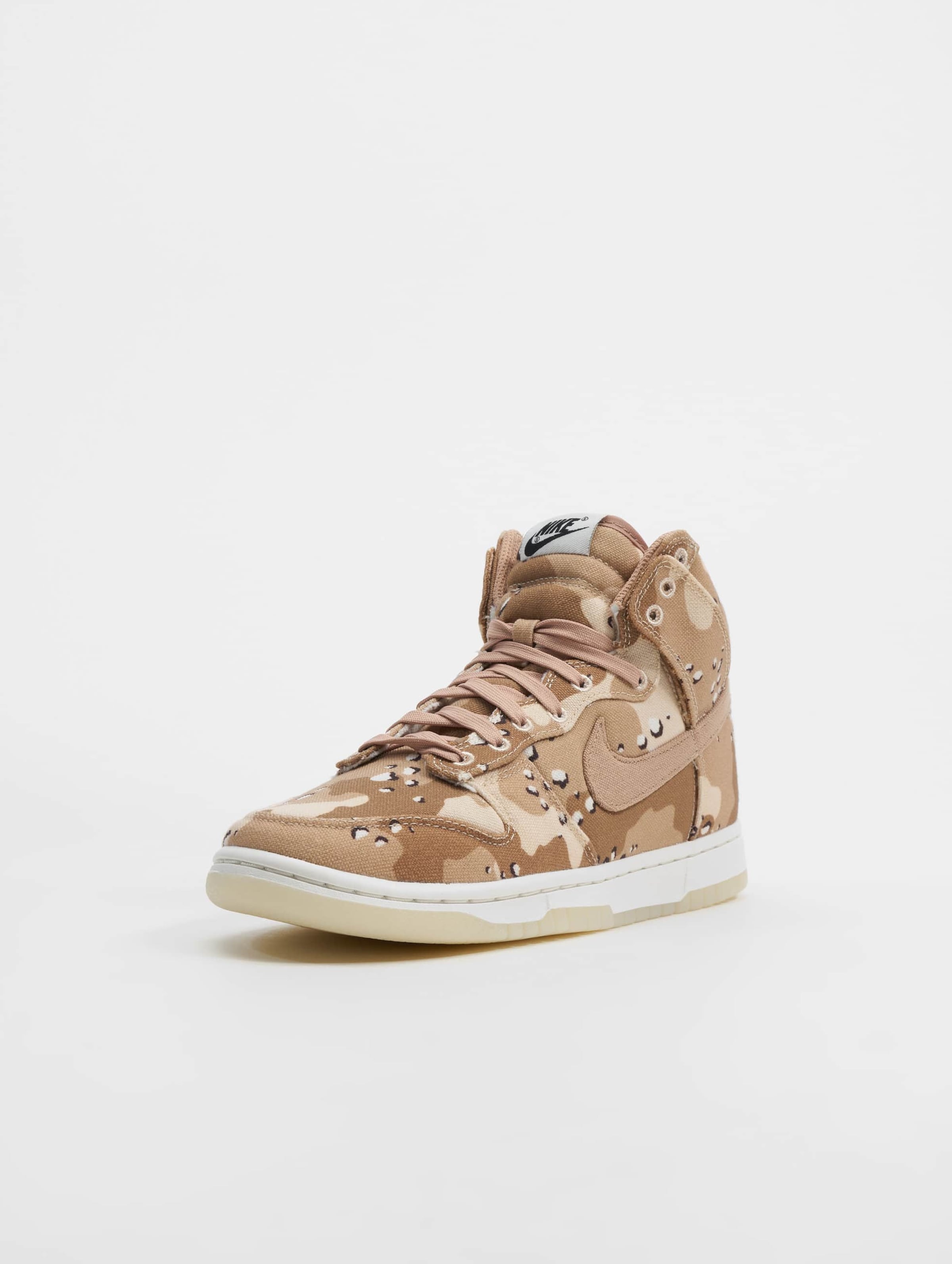 Nike camo outlet high tops