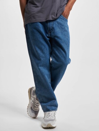 Levis 551Z Crop Jeans