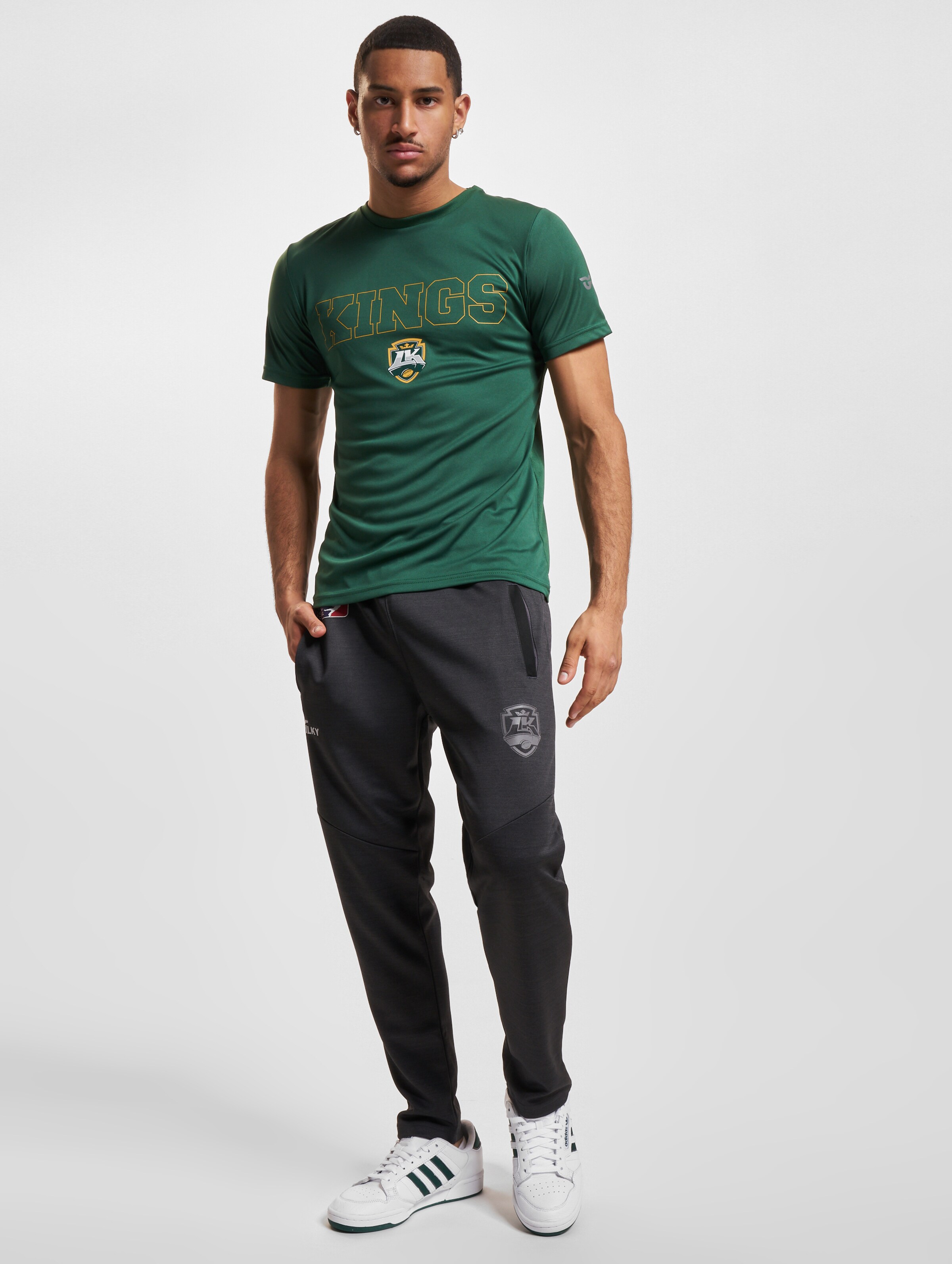 Kings will dream green on sale tracksuit