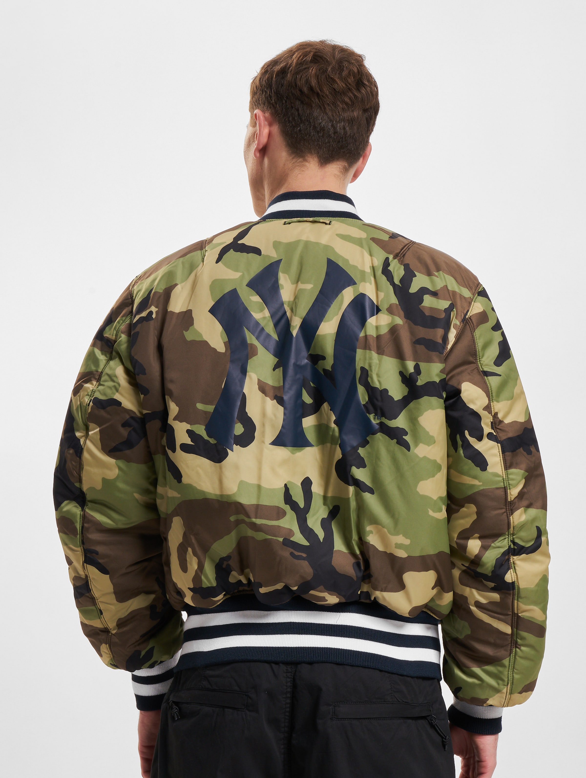 Alpha industries hotsell camo bomber jacket