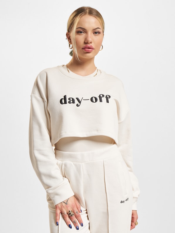 Day Off Logo Crop-2