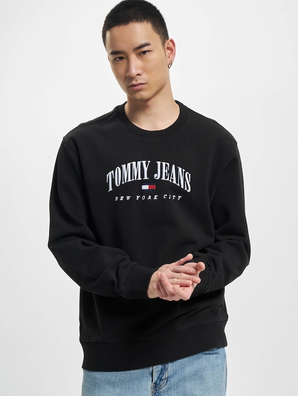 Tommy Jeans Regular Small Varsity Crew Sweater-0