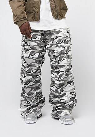 Sport Patch Camo Cargo Pants