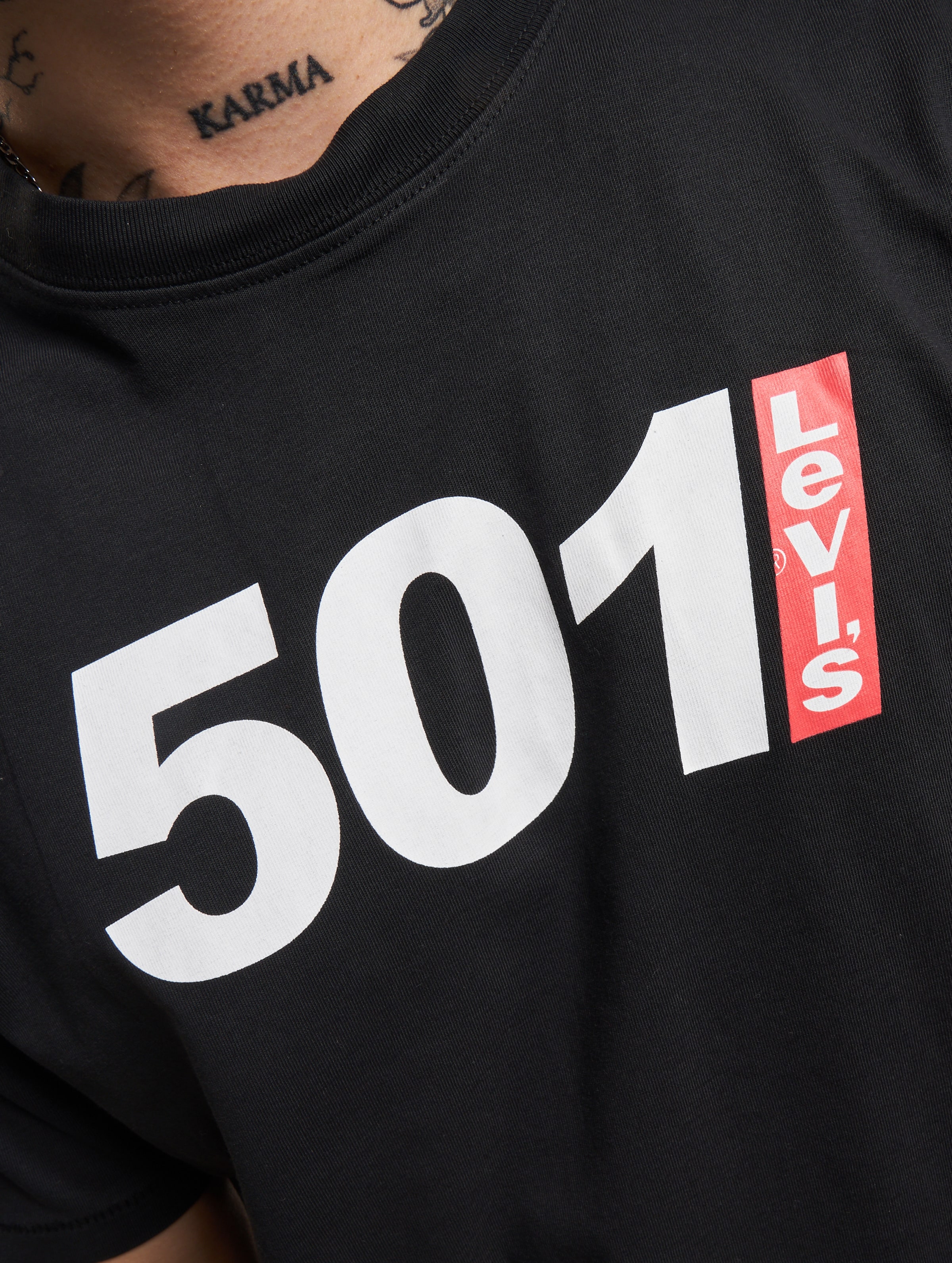 Levis 501 outlet t shirt