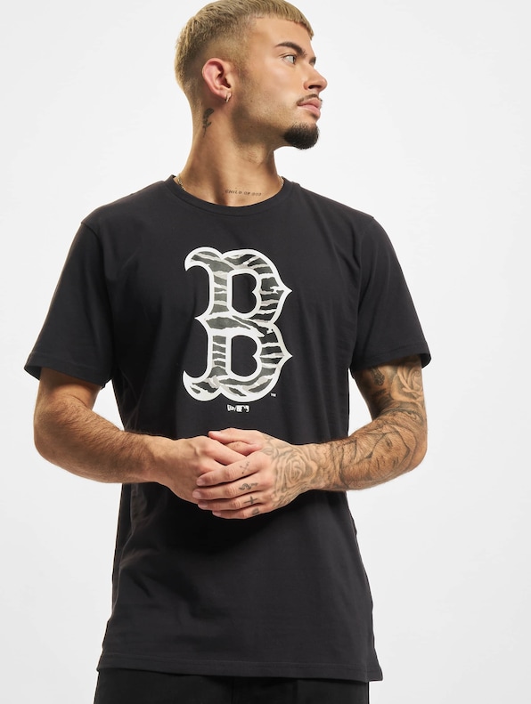 Boston Red Sox, New Era Black T-shirt, Size XL