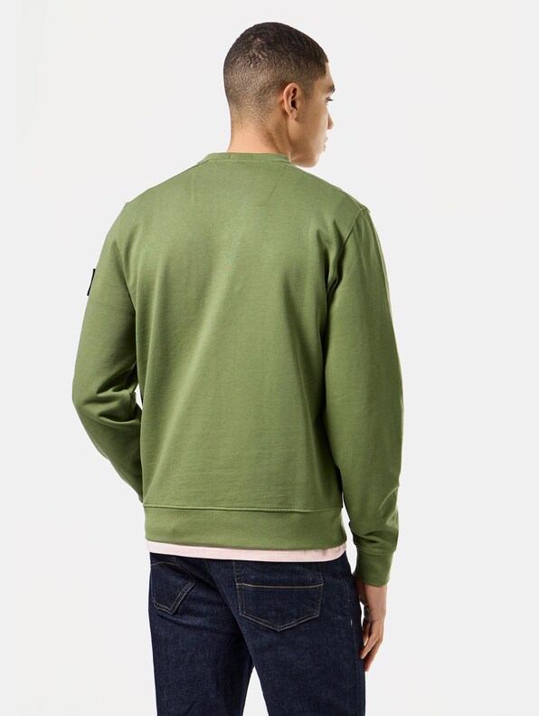 Weekend Offender NEVE CREW WITH PARACHUTE POCKET-1
