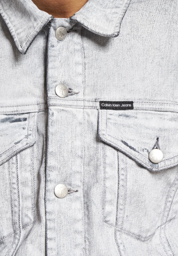 Modern Essential-3
