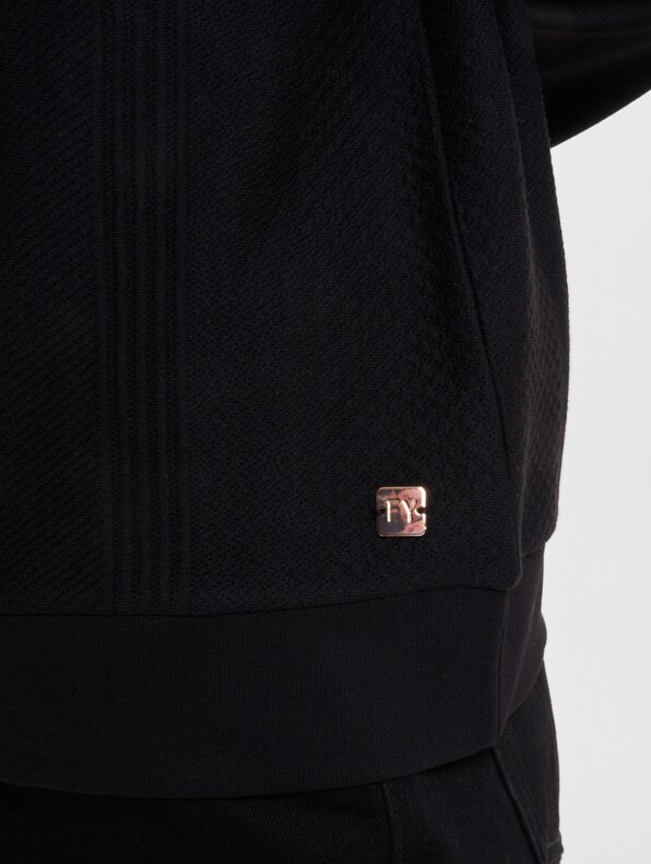 Mockneck-3