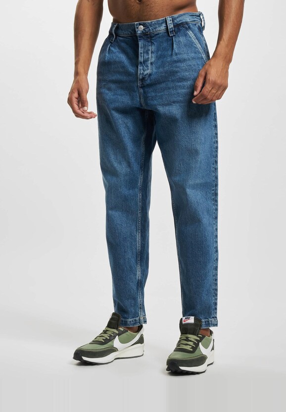 Bax Tapered-1