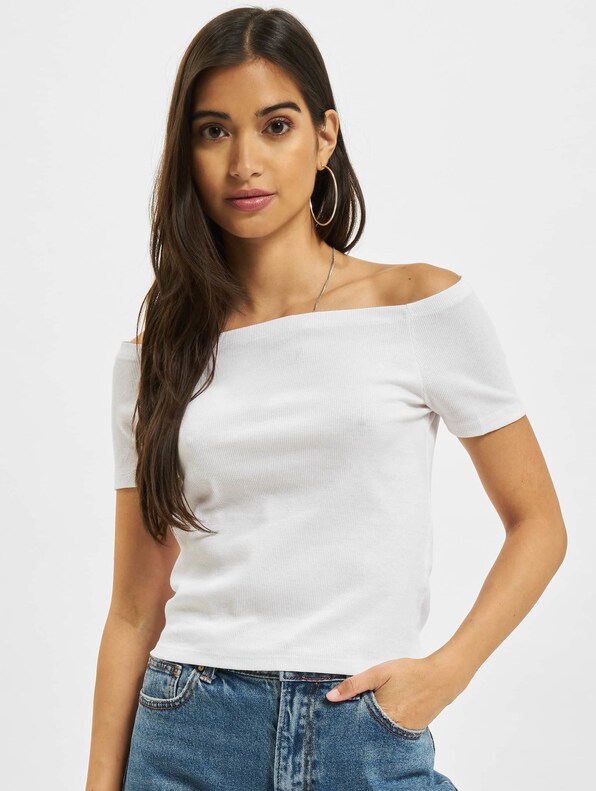Off Shoulder Rib-3
