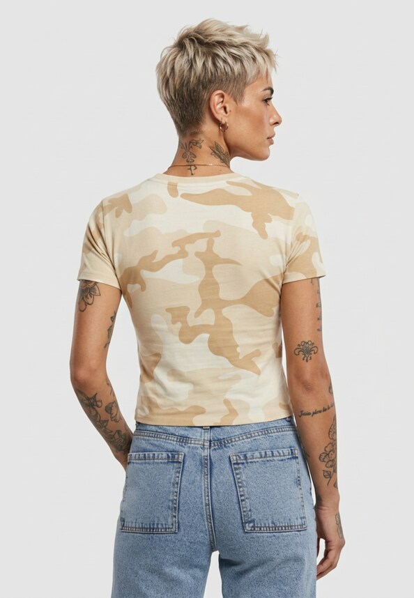 Ladies Cropped Camo-1
