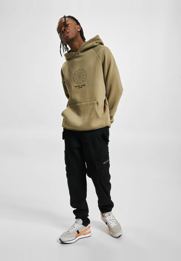 Oversized Zodiac Signs-5