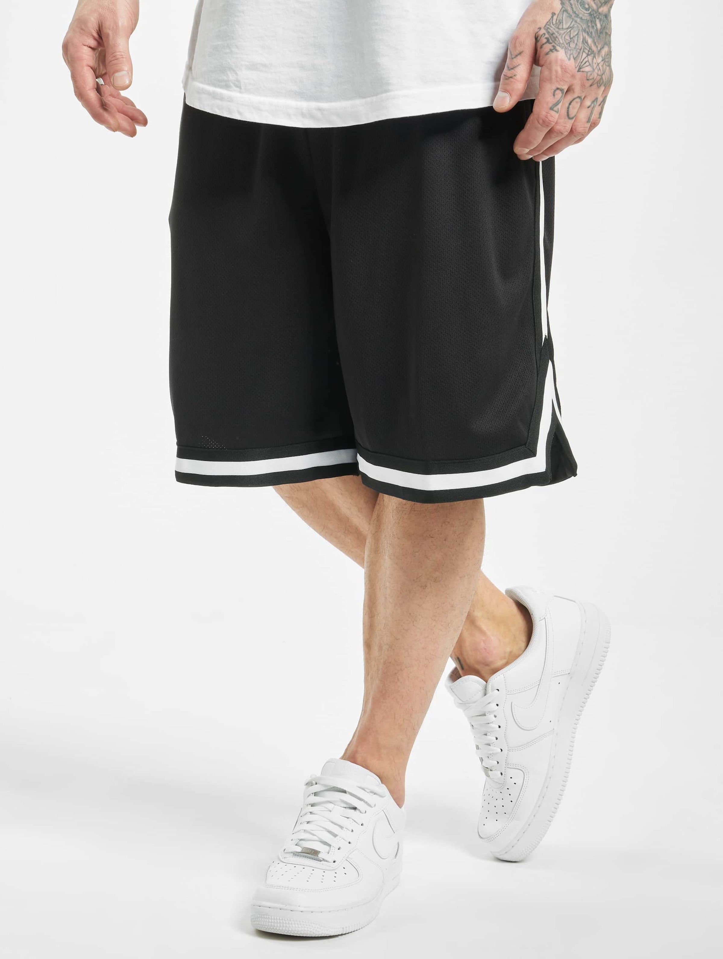 Urban Classics Stripes Mesh Shorts Mannen op kleur zwart, Maat 5XL